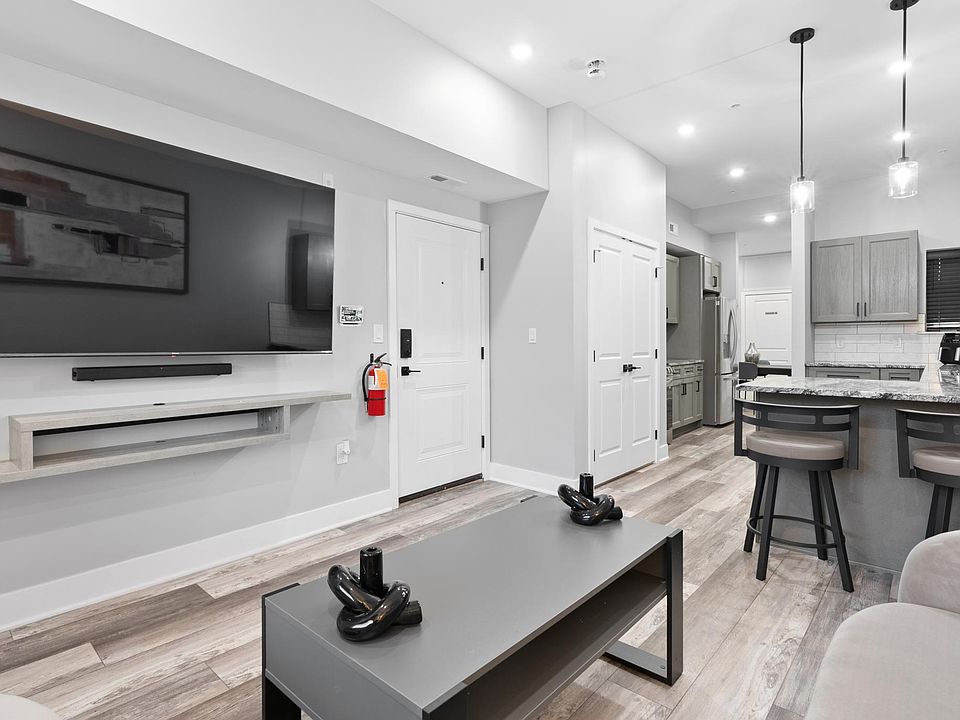 1st image of 2222 N 20th St #1