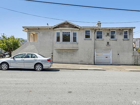 3rd image of 900 Madrid St