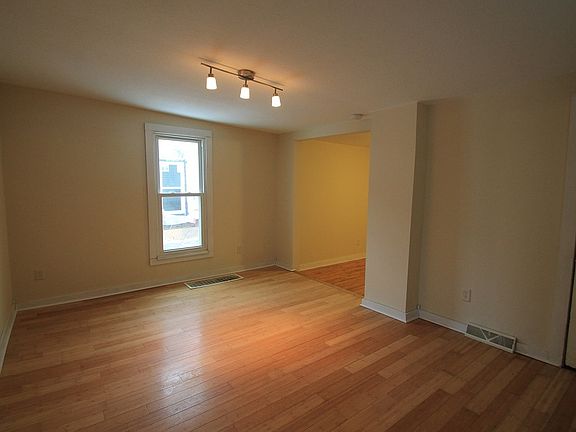 5th image of 430 Charles Ave