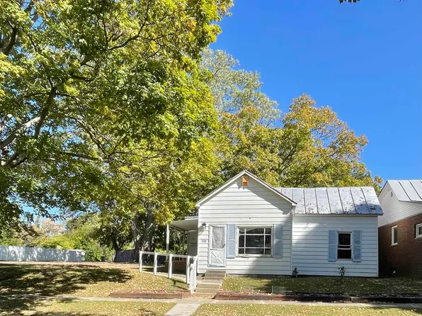 523 S High St, Winchester, IN 47394