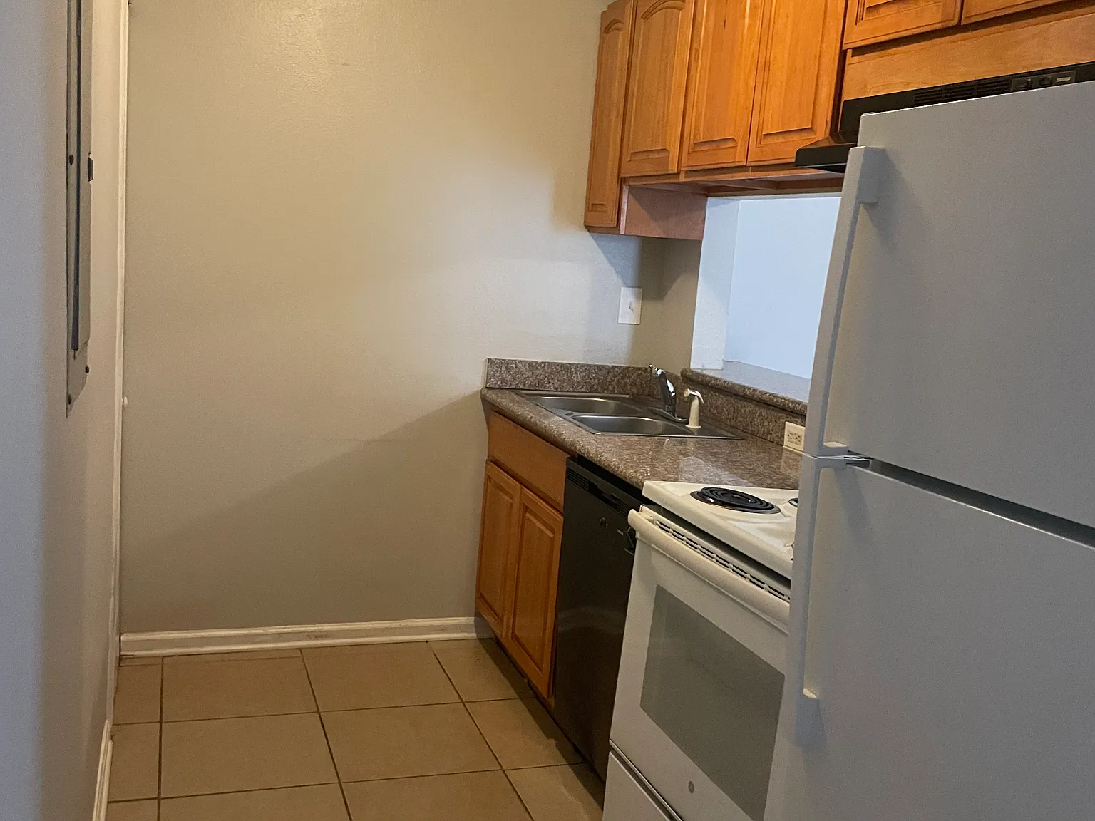 1 bed, $925 — Photo 3