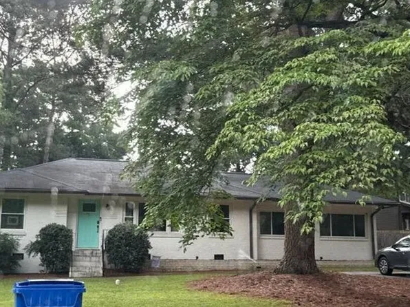 861 Milam Cir, Clarkston, GA 30021