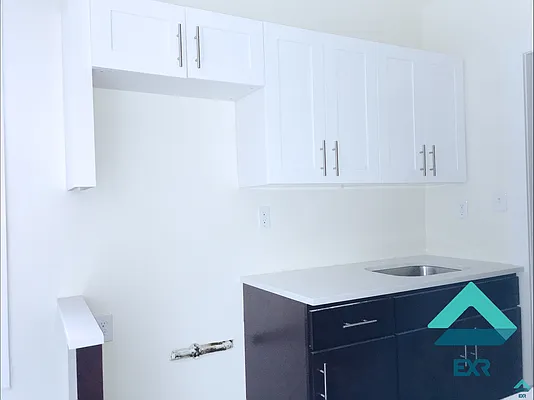 Rented by EXR | media 26