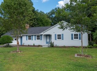 48 Westwood Dr, Westfield, MA 01085