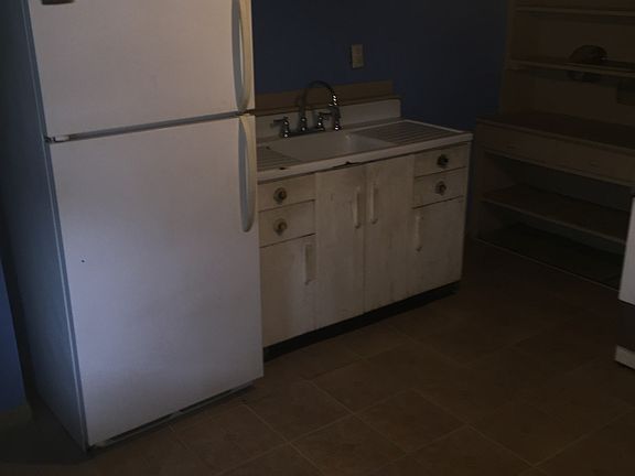 5th image of 630 W Gowen St