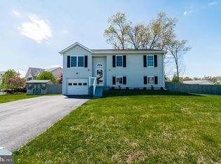 56 Congressional Ct, Martinsburg, WV 25405