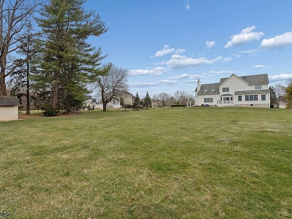 5th image of 11 Petrik Farm Rd