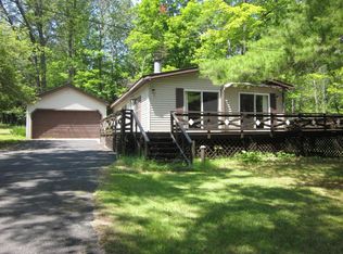 3819 Miami Beach Dr, Cheboygan, MI 49721
