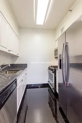 Rented by Mirador Real Estate | media 39