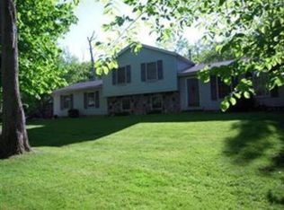 12972 Woodside Dr S, Chesterland, OH 44026