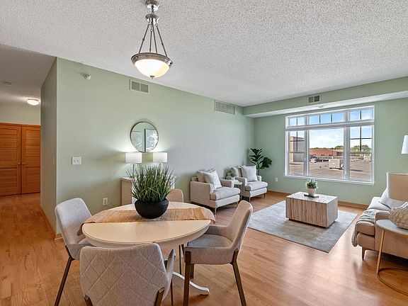 2nd image of 619 8th St SE Unit 410