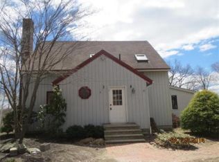 48 Rowley Hill Rd, Sterling, MA 01564