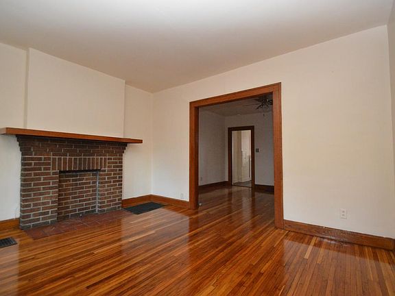 2nd image of 2685 Indianola Ave