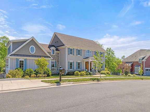 3rd image of 6859 Birmingham Dr