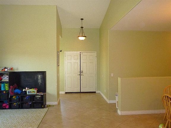 5th image of 13055 Westview Ln