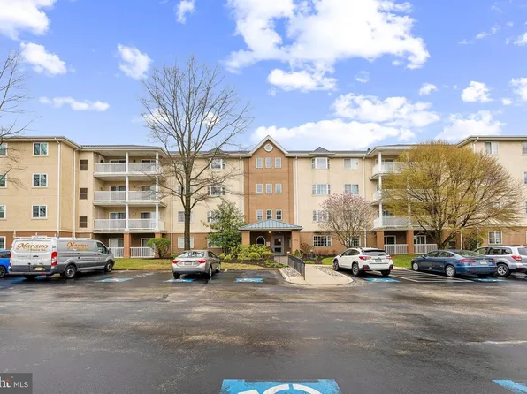 404 Paoli Pointe Dr, Paoli, PA 19301