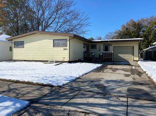 654 9th Ave SW, Valley City, ND 58072