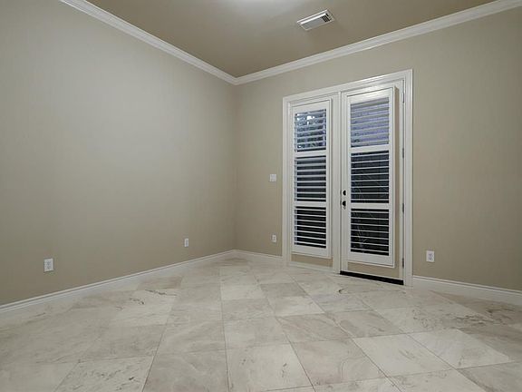4th image of 4013 Bellefontaine St #C