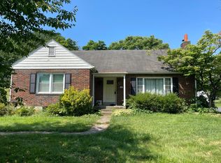 18 Sinclair Rd, Mechanicsburg, PA 17055