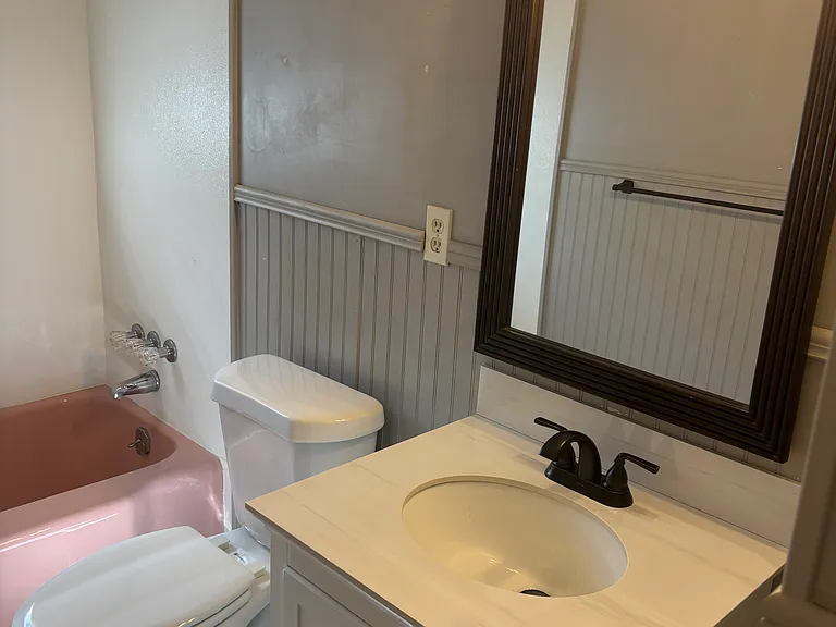 2037 Shadywood Ln — Photo 18