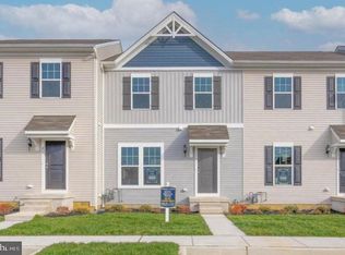 42 Whitaker Ct, Millville, NJ 08332