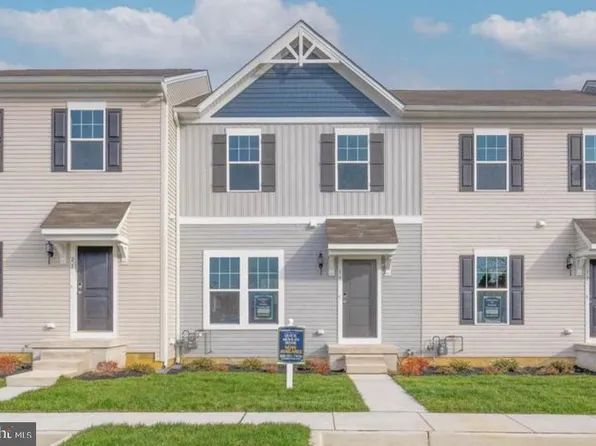 42 Whitaker Ct, Millville, NJ 08332