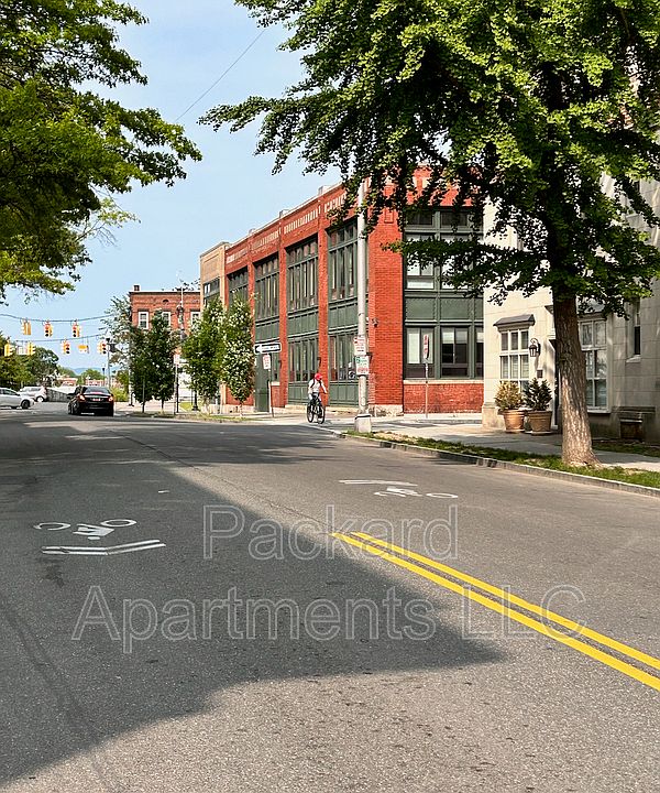 1st image of 260 Washington Ave #207