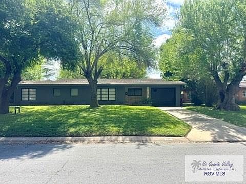 2nd image of 164 Robins Ln