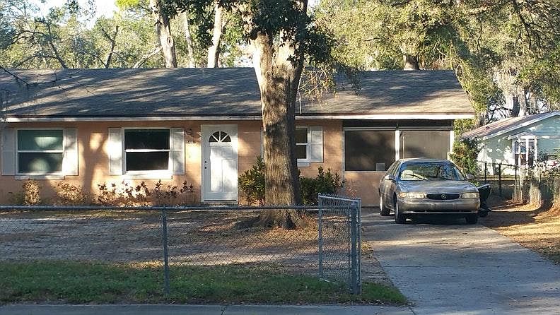 1407 E 1st Ave Mount Dora