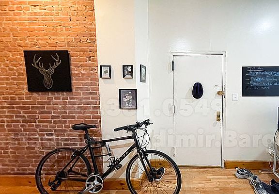 4th image of 788 Park Pl #2L2