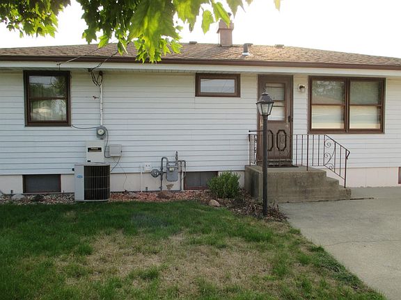 4th image of 9352 Farmer Dr