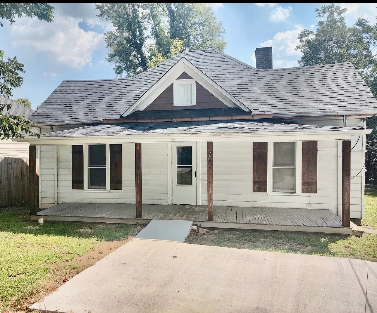 2 bed, 760 sqft, $1,290 — Photo 2
