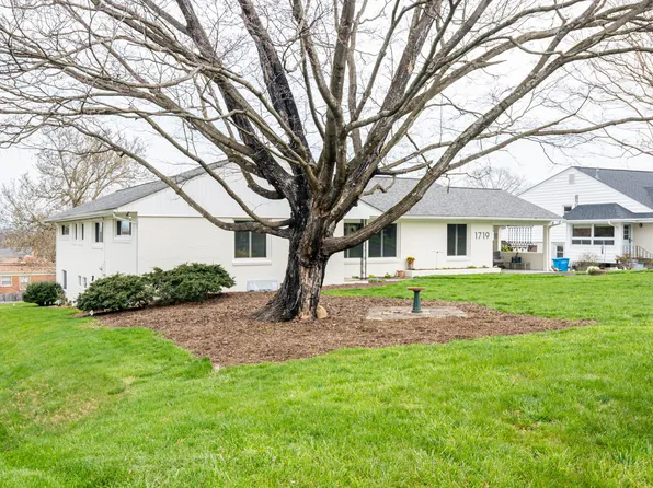 1719 Blair Rd SW, Roanoke, VA 24015