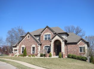 1024 Castleview Ct, Saint Charles, MO