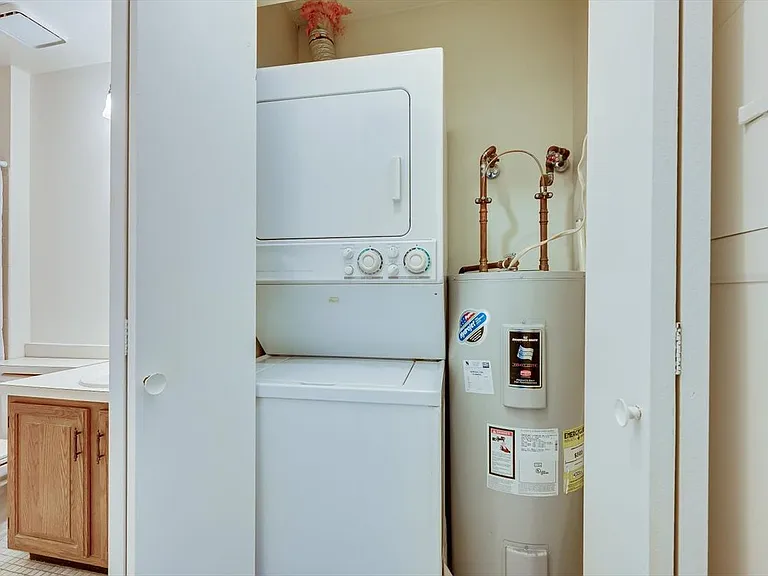 2310 Aspen Dr — Photo 18