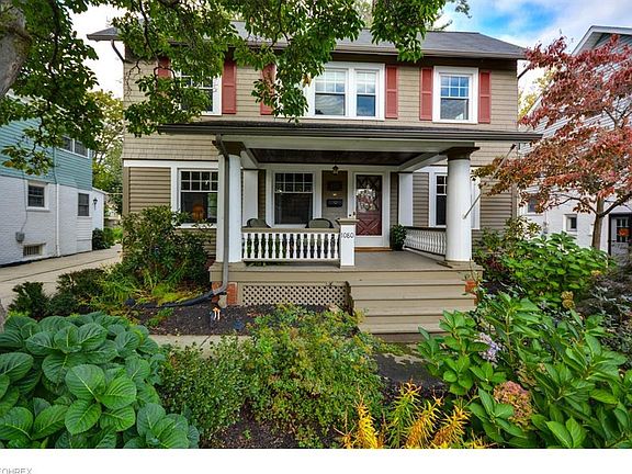 2nd image of 1080 Forest Cliff Dr