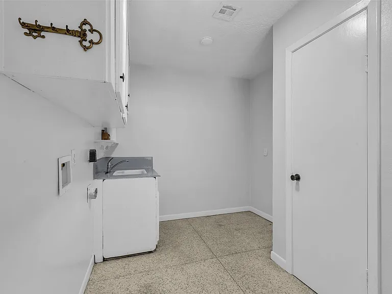 23311 Nichols Sawmill Rd — Photo 17