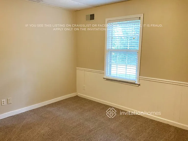 2501 Whitebluff Way — Photo 8
