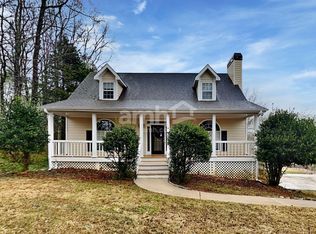 2020 Foster Dr, Cumming, GA 30040