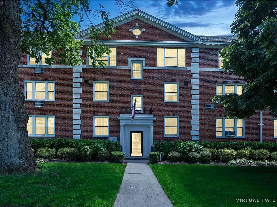 1st image of 34 Hamilton Pl #4-D