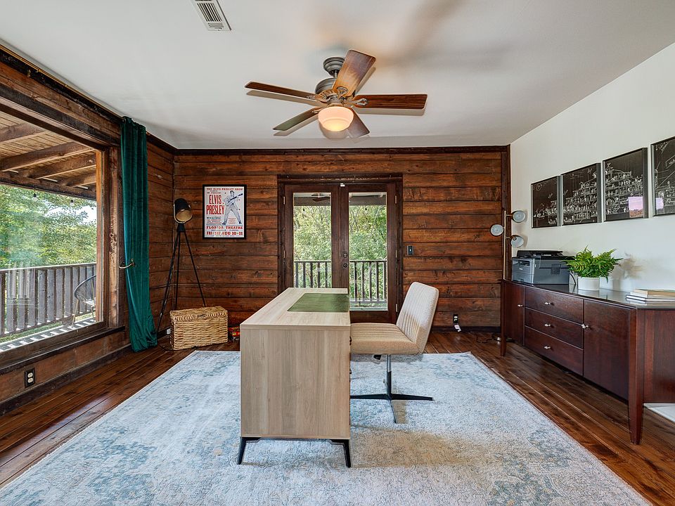 12th image of this home