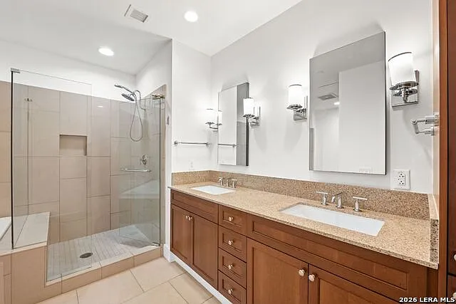 610 Market E #2708 — Photo 10