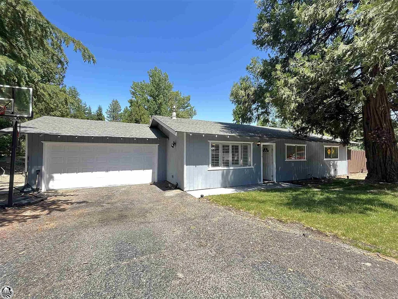 22519 Longeway Rd photo 1