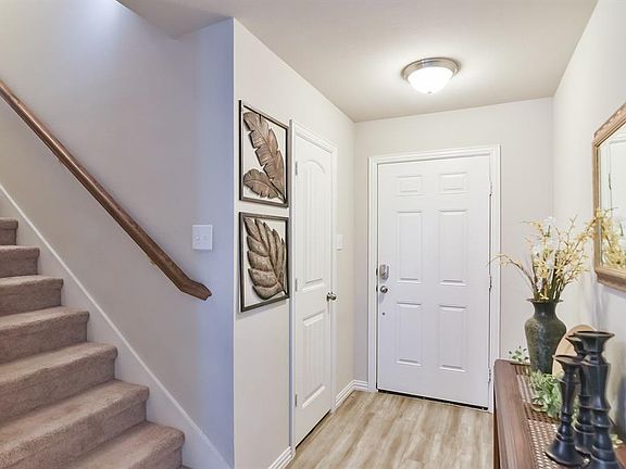 2nd image of 1516 Sierra Estate Trl