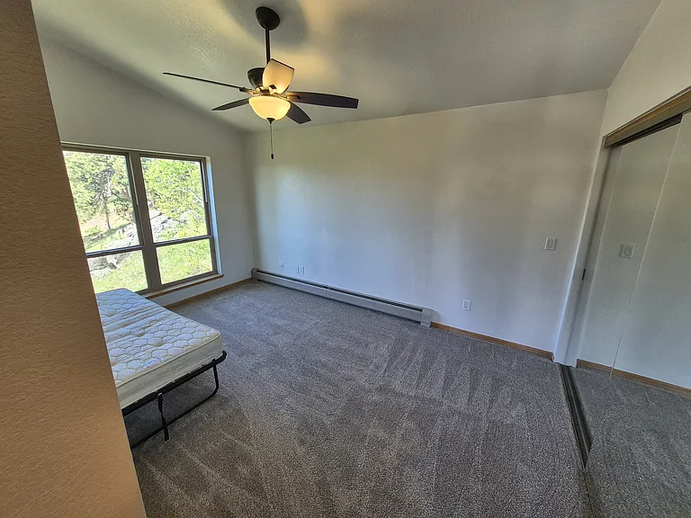 1096 Aspen Dr — Photo 22