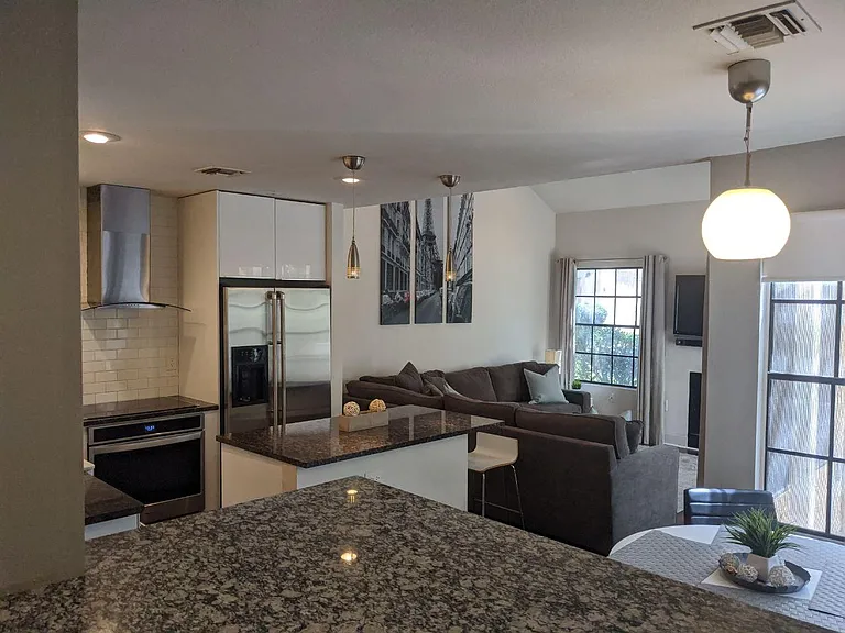 602 N May St #45 — Photo 12