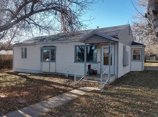444 N 8th St, Thermopolis, WY 82443