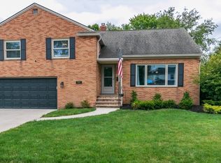 16307 Saint Anthony Ln, Cleveland, OH 44111