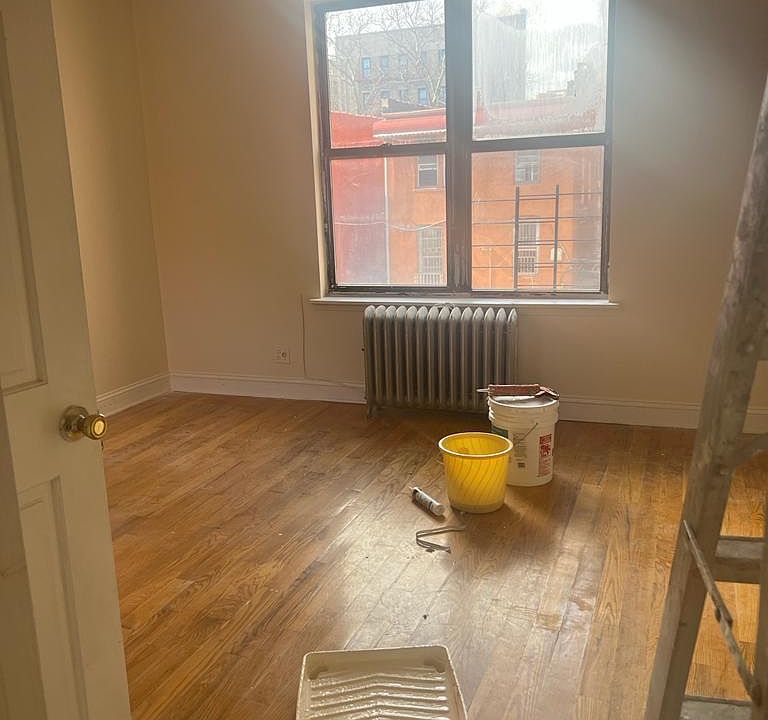 2nd image of 1699 Davidson Rd #3B