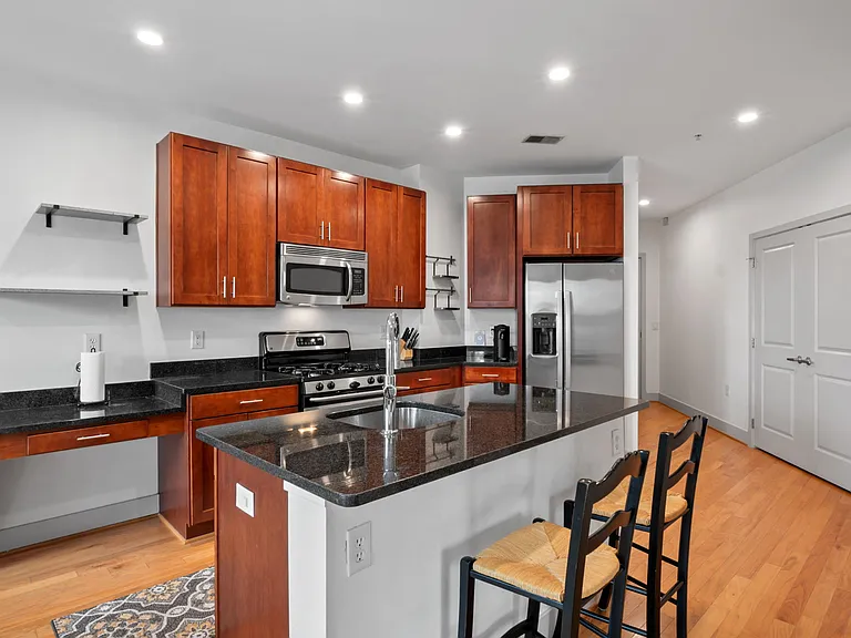 1800 Wilson Blvd #248 — Photo 12